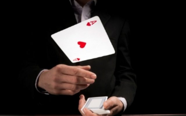 Top những game bài 2 người chơi xuất sắc nhất cho các cặp đôi thư giãn