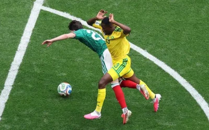 Sai lầm ngớ ngẩn của trung vệ dẫn đến chiếc thẻ đỏ ở kỳ World Cup 2026