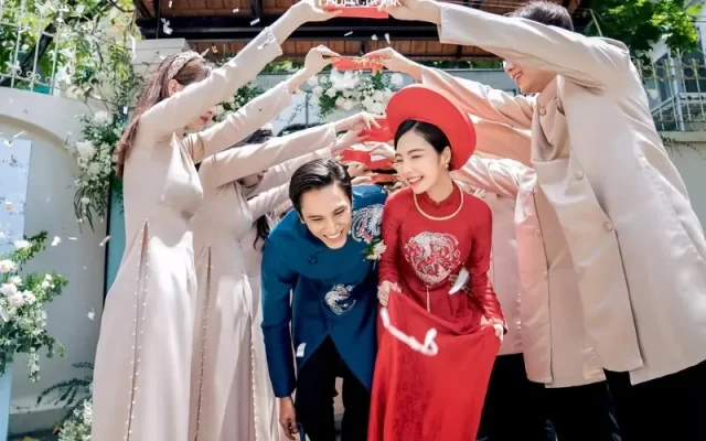 Bưng quả đám cưới